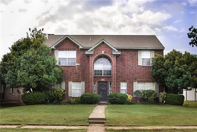 1st image of 1806 Elm Creek Dr