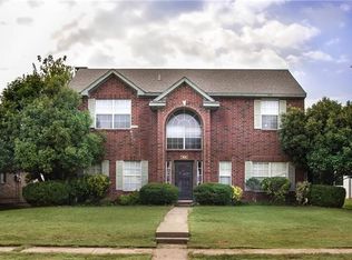 1806 Elm Creek Dr, Garland, TX 75040