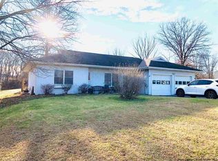 19 Laura Dr, New Paltz, NY 12561