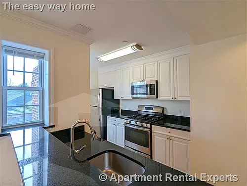 55 Langdon St #4 Photo 1