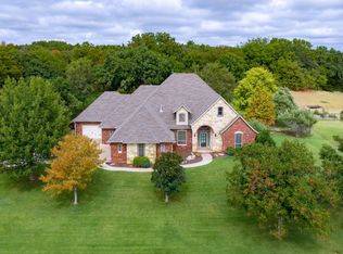 8107 Cardinal Ridge Dr, Edmond, OK 73034