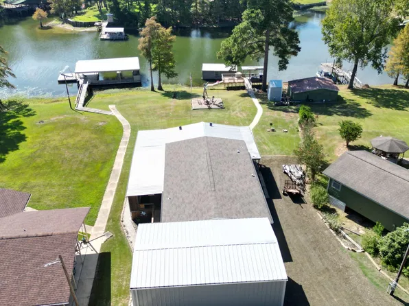 300 Driftwood Loop, Hemphill, TX 75948