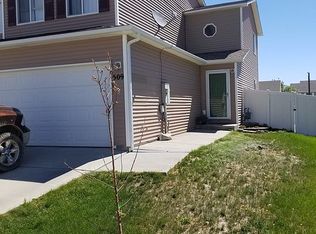 509 Rampart Dr, Rock Springs, WY 82901