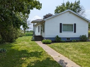 216 W Ottawa Rd, Paxton, IL 60957