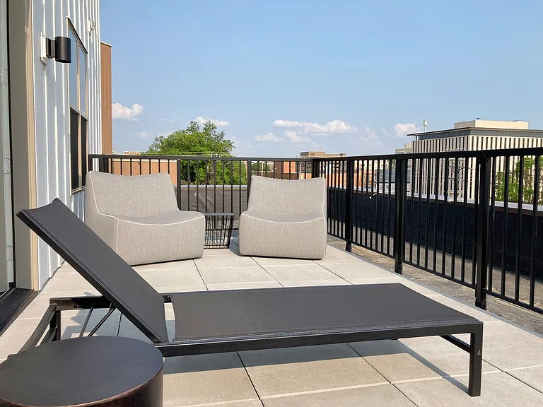 120 E Avenue A — Photo 33