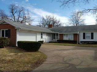 1016 E Perry St, Pt Clinton, OH 43452