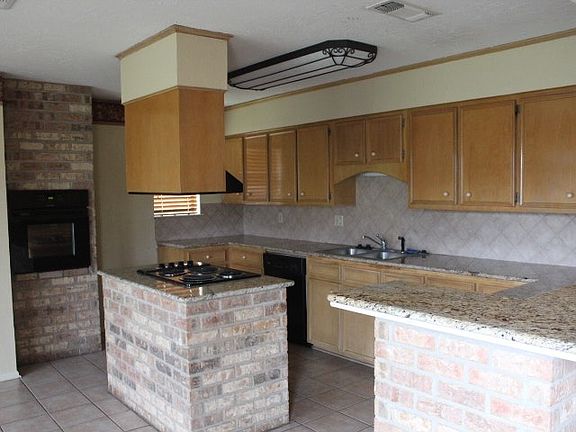 4th image of 1181 Briarmeadow Dr