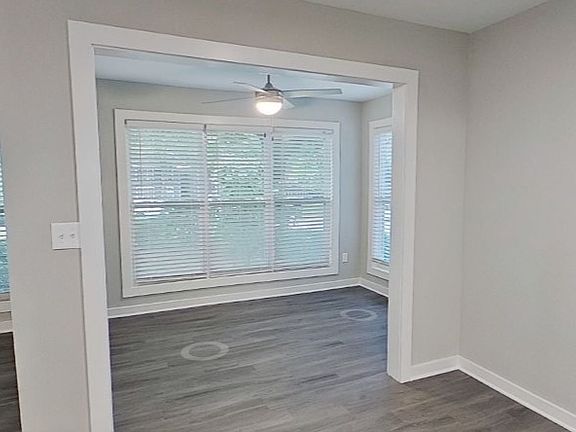 2nd image of 2061 Lake Park Dr SE APT C