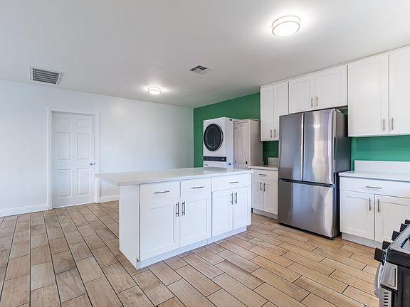 4th image of 6904 N McLennan Ave