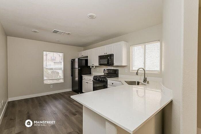 1st image of 5915 E Clover Canyon Ln