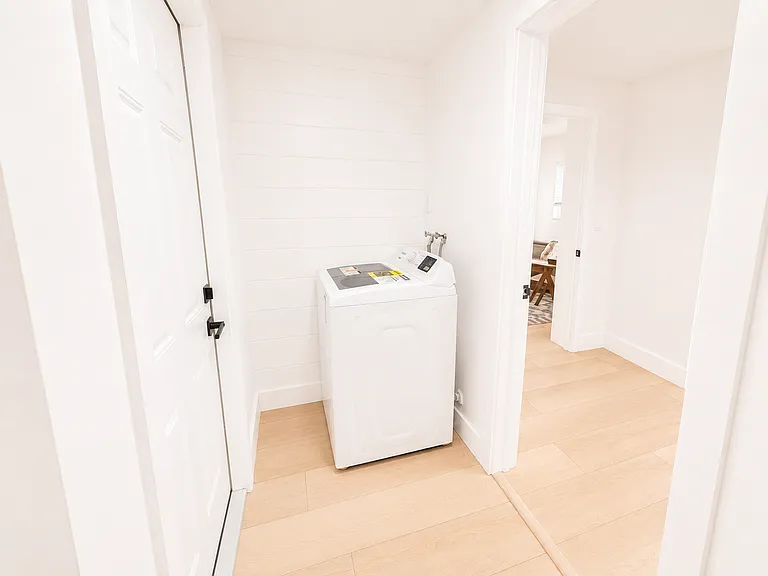 9142 Suncrest Blvd — Photo 17
