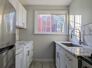 4009 Washington Blvd APT 1, University Heights, OH 44118