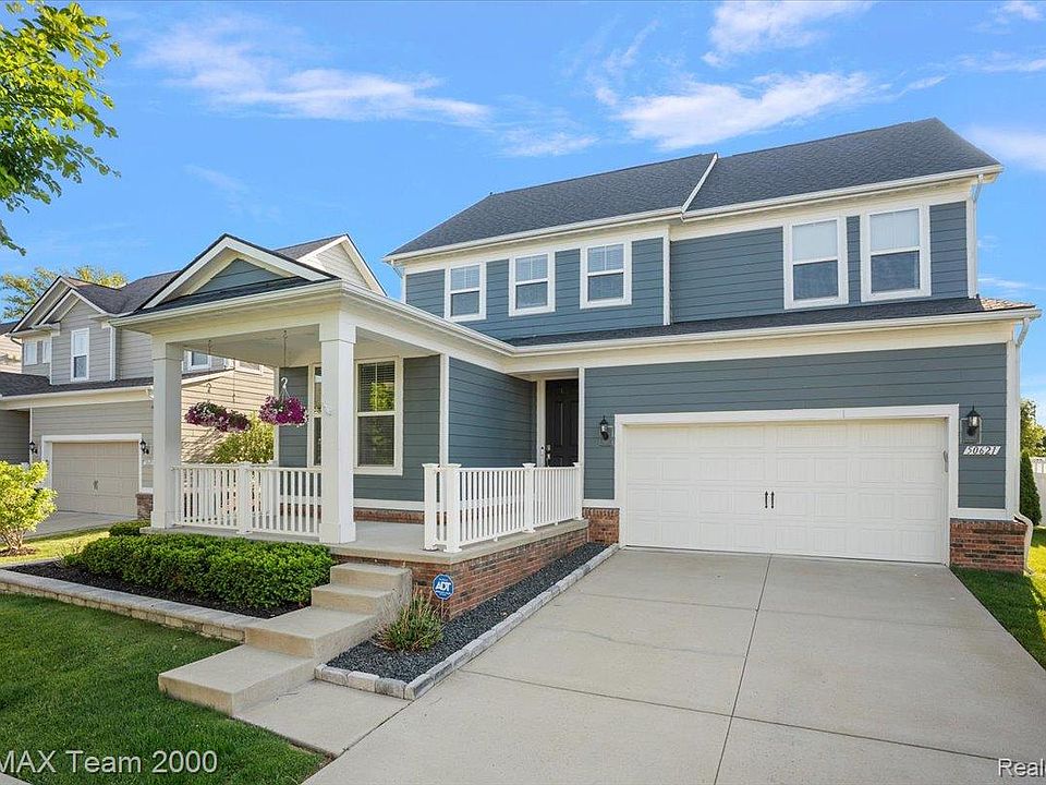 1st image of 50621 Eisenhower Dr