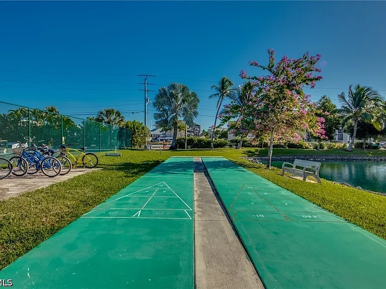 7330 Estero Blvd #906 — Photo 30