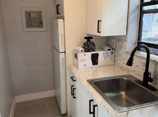 5641 SW 39th St, Hollywood, FL 33023
