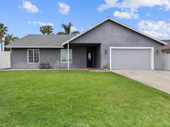 17381 Seville Ct, Fontana, CA 92335