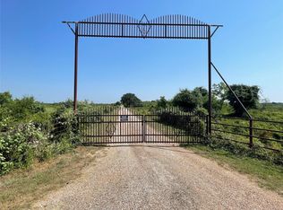 340 Leech Rd, Poolville, TX 76487