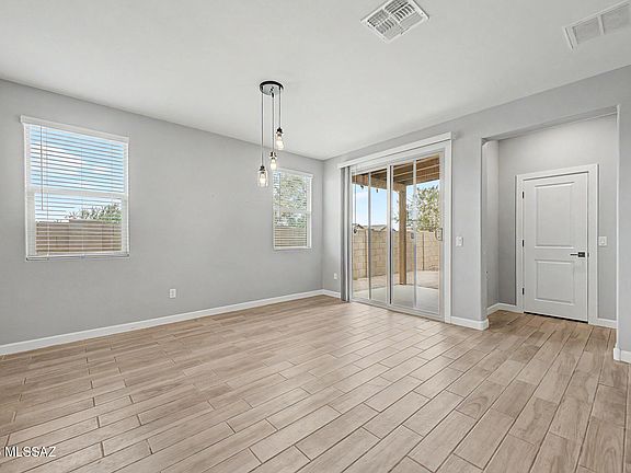 4th image of 10596 W Harrigan Dr