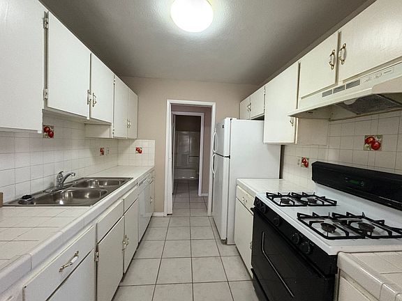 4th image of 67 N Christy Ln