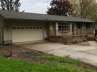 60 Maple Ave, Hesperia, MI 49421