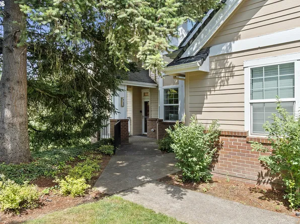 4195 Summerlinn Dr, West Linn, OR 97068