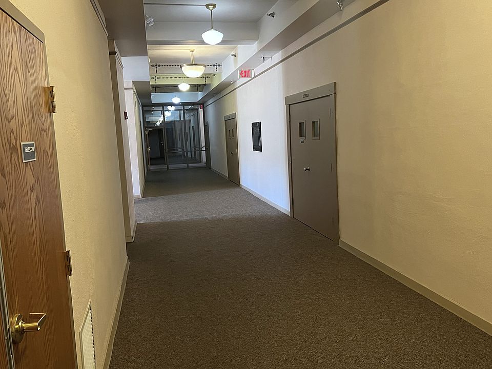 1st image of 220 S 7th St #16433018
