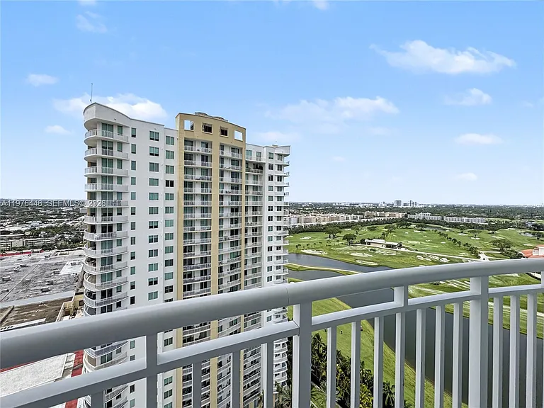 1755 E Hallandale Beach Blvd #2207E — Photo 31