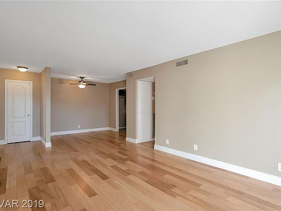 3rd image of 650 Oakmont Ave Unit 2121