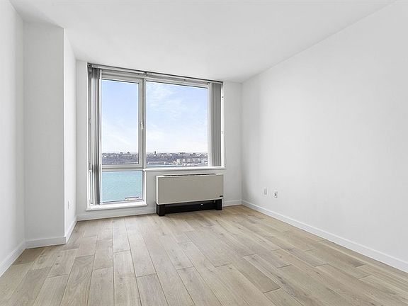5th image of 635 W 42nd Street 26k #26K