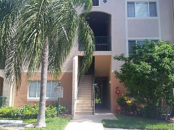 3rd image of 2015 SE 10th Ave APT 122