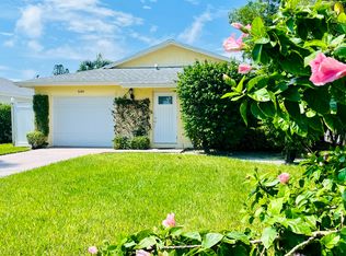 549 110th Ave N, Naples, FL 34108