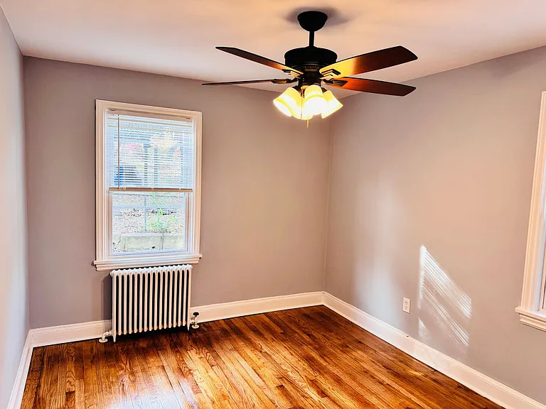 908 Hudson Ave FHY Properties, LLC — Photo 33