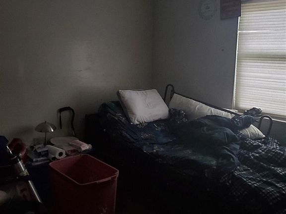 4th image of 2325 Quillen Dr