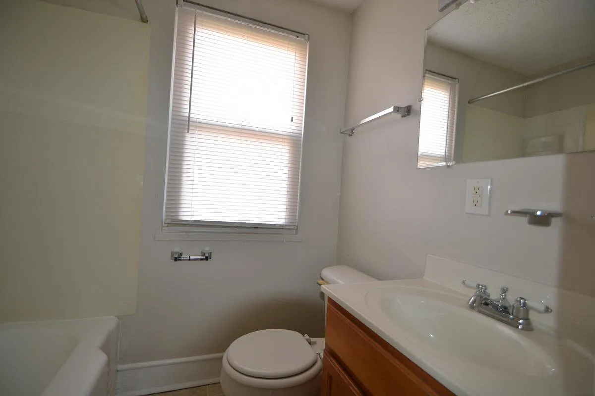 Mulberry Apartments — Photo 3