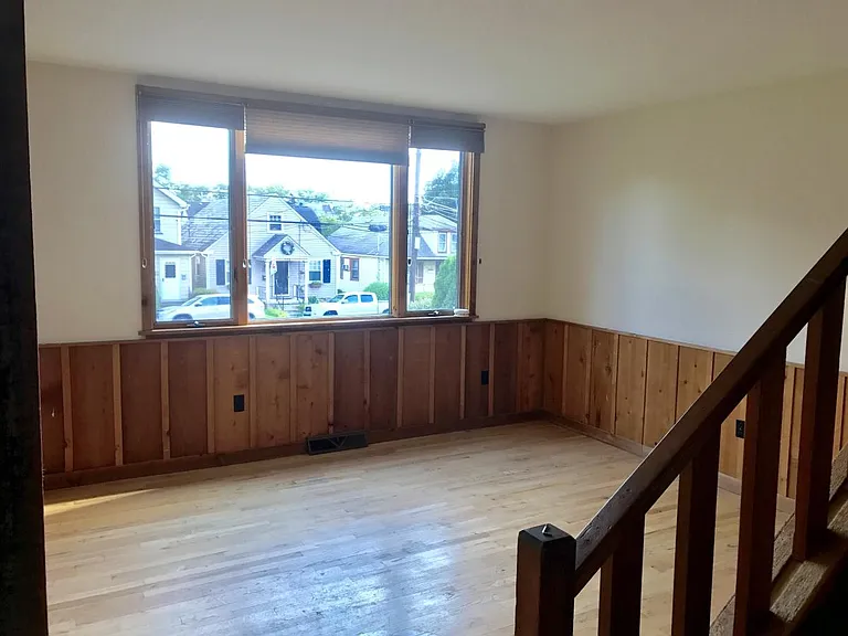 Living Room Photo #3