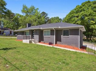 240 W Lake Ave NW, Atlanta, GA 30314