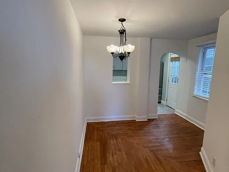 1102 Mount Vernon St — Photo 7