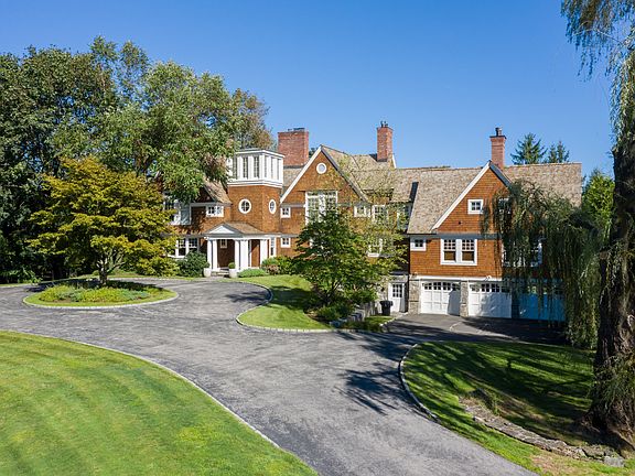 410 Grace Church St 09-2020 aerial 02 - PRINT.jpg