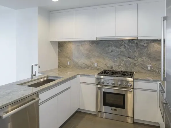 320 Adolphus Avenue image 5 of 27