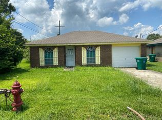 303 King St, Hahnville, LA 70057