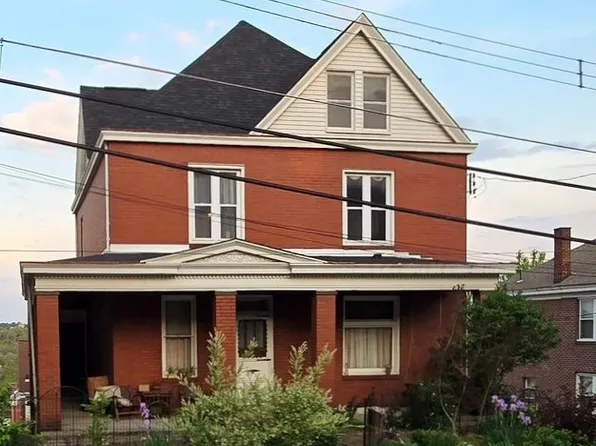 1646 Dellrose St, Pittsburgh, PA 15210