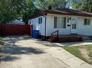 12850 Toepfer Rd, Warren, MI 48089