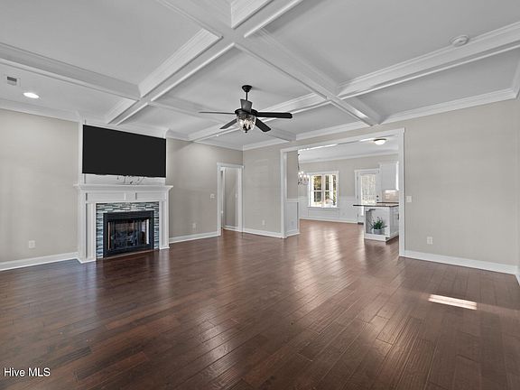 3rd image of 3605 New Town Court