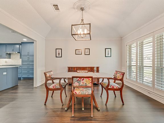 4th image of 805 Crowley Rd