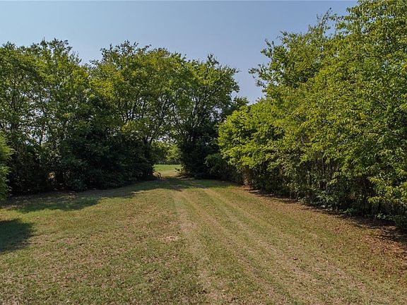 3rd image of 4553 County Road 3408