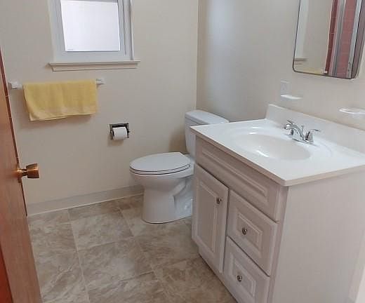 2nd image of 404 Miller Ave