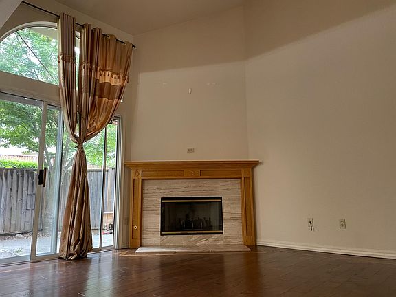 3rd image of 2124 Cuesta Dr