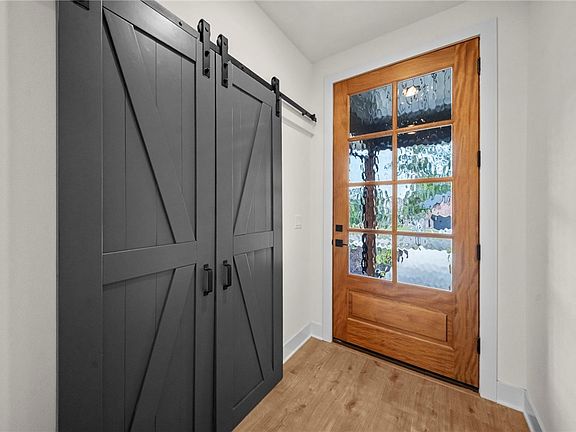 2nd image of 2 McGaugh Pl