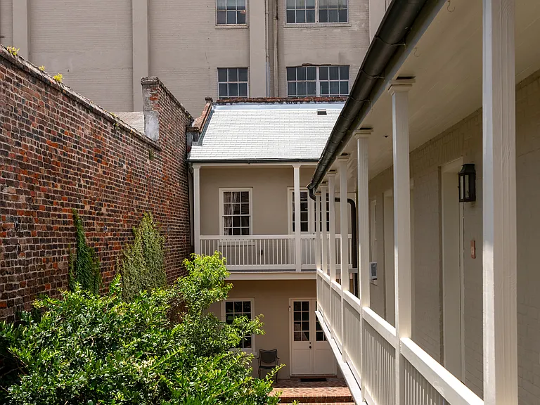 1018 Bienville St — Photo 32