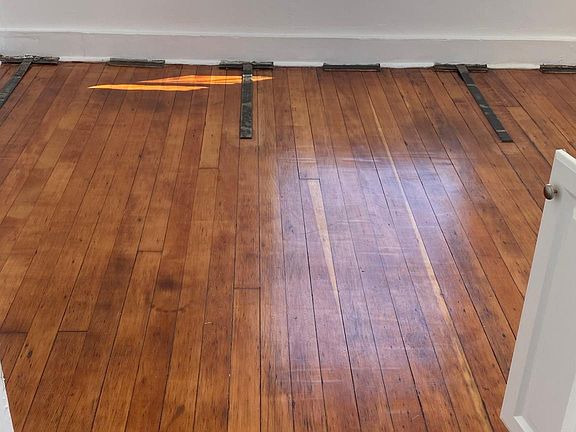 4th image of 615 S Centre St APT 107